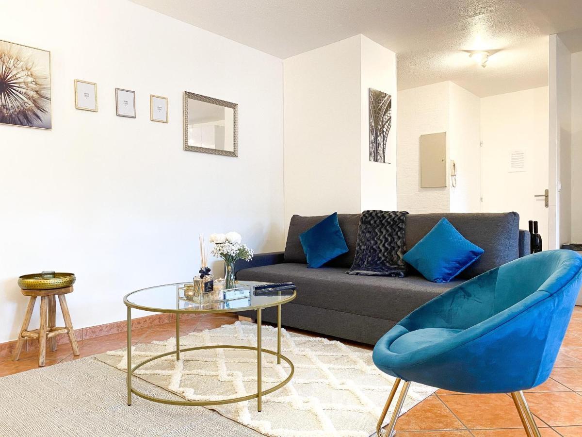 Luxueux Appartement Evry Centre - Parking - Rer A 10 Min Courcouronnes Buitenkant foto